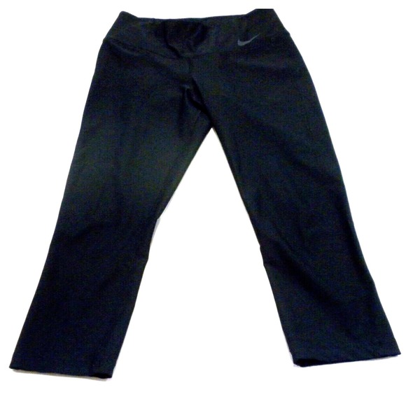Nike Pants Womens S Black Capri Power Tight Fit Training Dri-Fit Yoga Gym 802948 - Picture 2 of 10